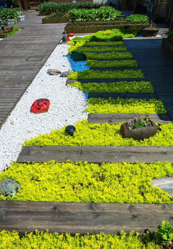 Peyzaj uygulaması yapılan bahçe - tamamlanmış proje